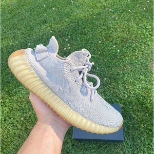 Yeezy 350 Cream